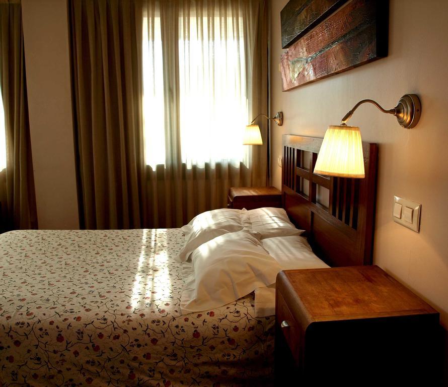 La Ciudadela Hotell Barcelona Rom bilde